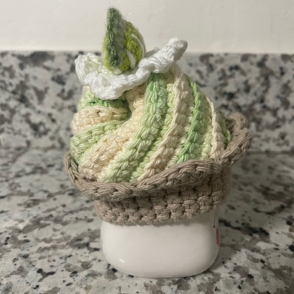 Marshmallow Mug Hat - Picture 2 of 5